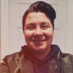 Meet your Posher, Angela